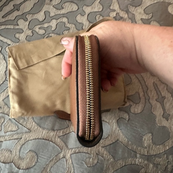 Burberry wallet new without tags - Picture 3 of 7